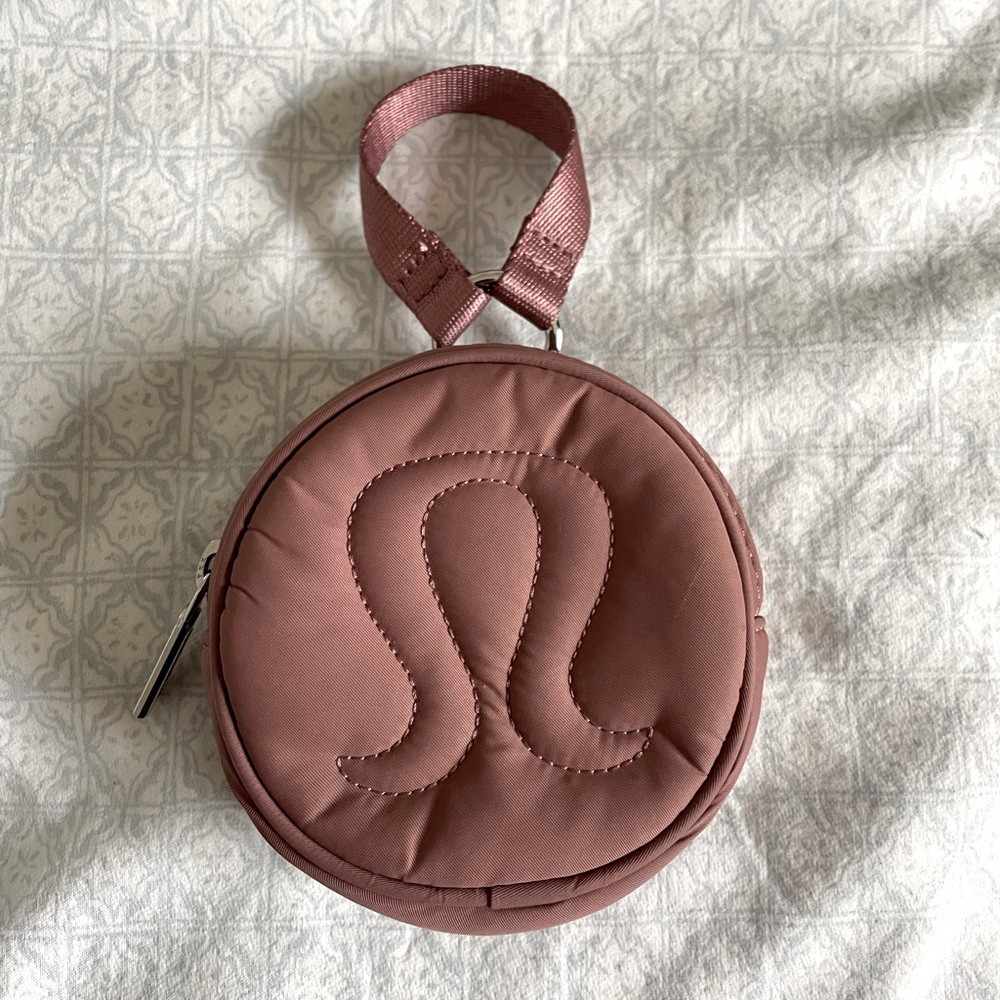EUC RARE Lululemon Nano Pouch